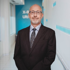 Dr. Leonard Numerow