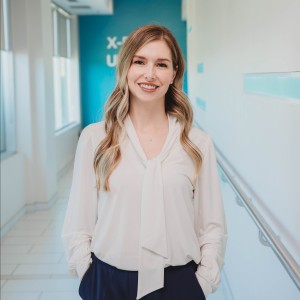 Dr. Lysa Huneault