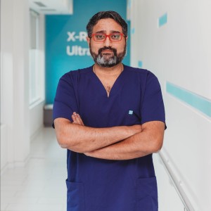 Dr. Parthiv Amin